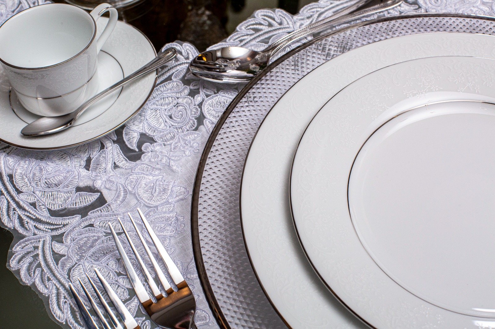 Aparelho de Jantar Noritake - (42 Peças)